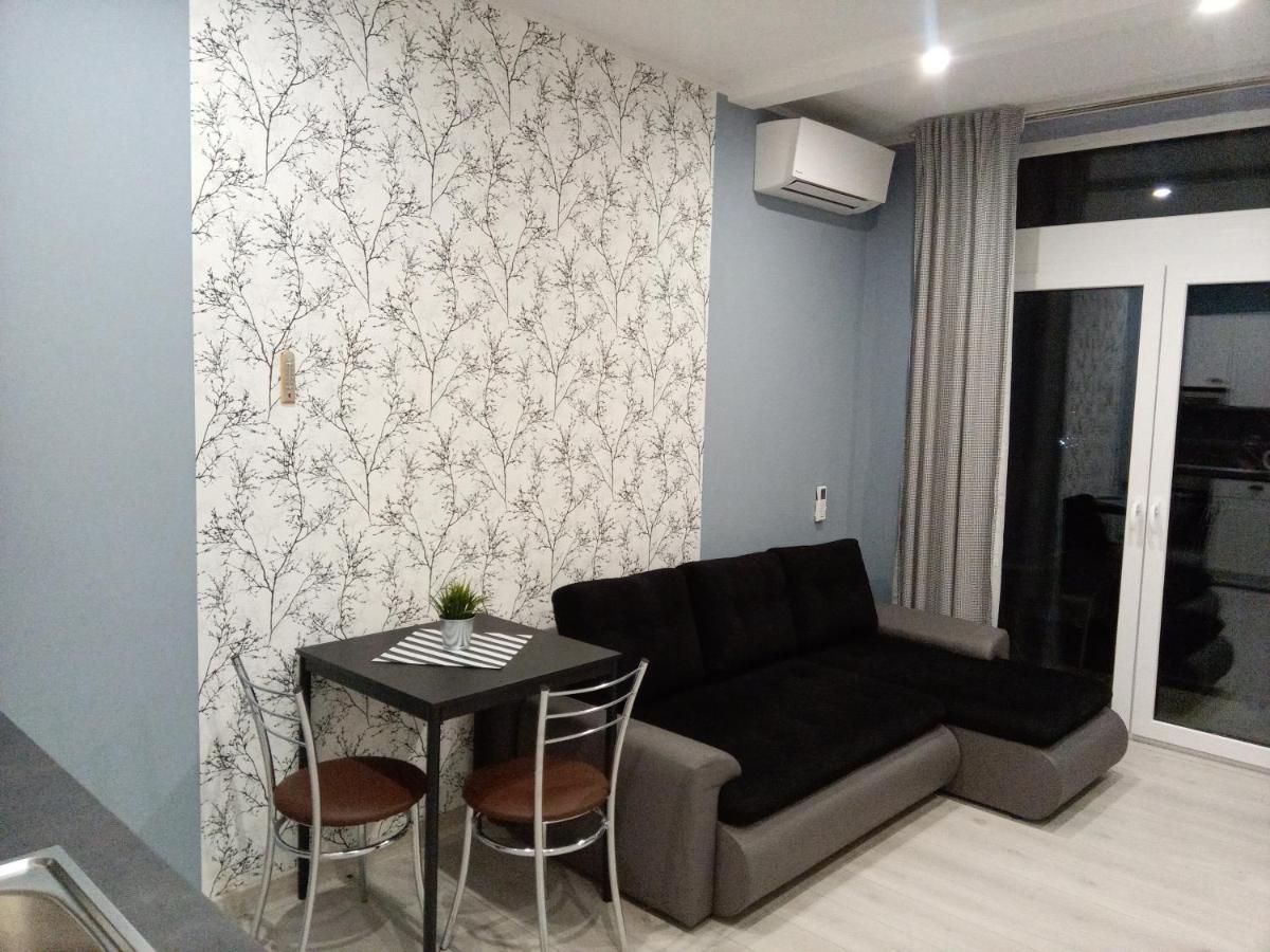 Róża- Lotnisko Apartamento Wrocław Exterior foto